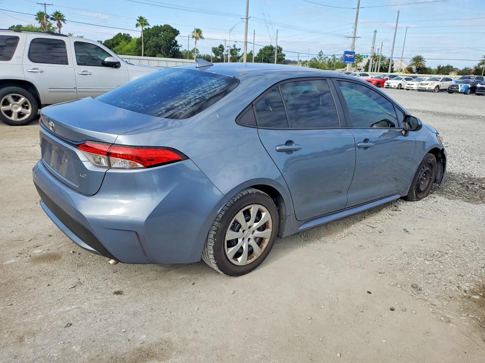 2021 Toyota Corolla VIN 5YFEPMAE3MP173249 COPART salvage auction — SIDE, Fl - Certificate Of Destruction, sold $3,550 on 2026-07-31 (photo 3)