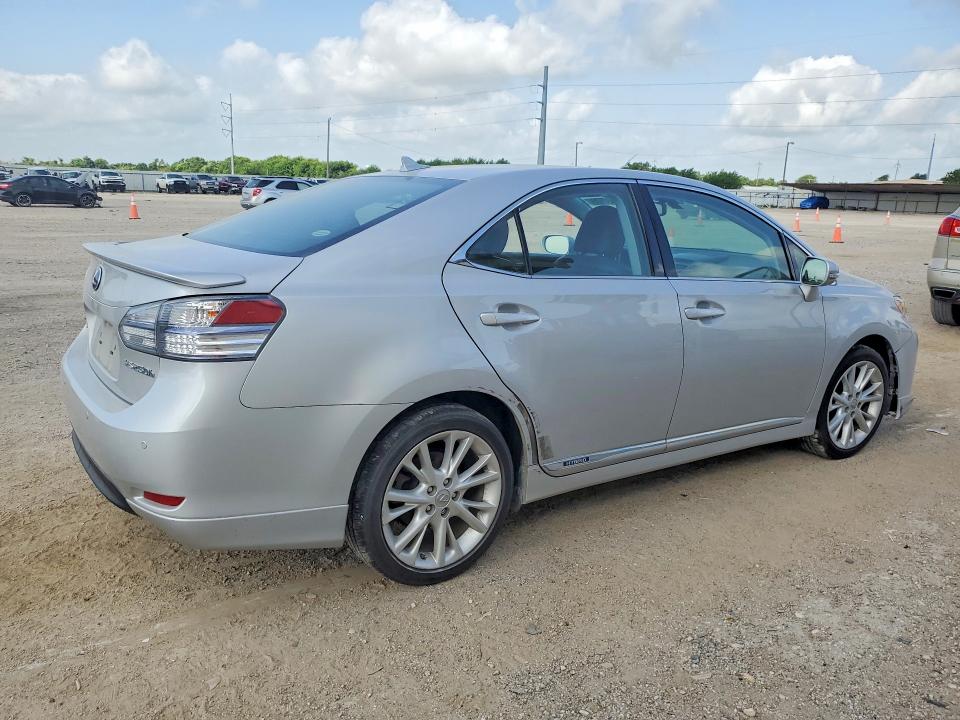 2010 Lexus Hs 250h VIN JTHBB1BA6A2034110 COPART salvage auction — WATER/FLOOD, TX - SALVAGE TITLE-FLOOD DAMAGE, sold $2,100 on 2026-07-15 (photo 3)