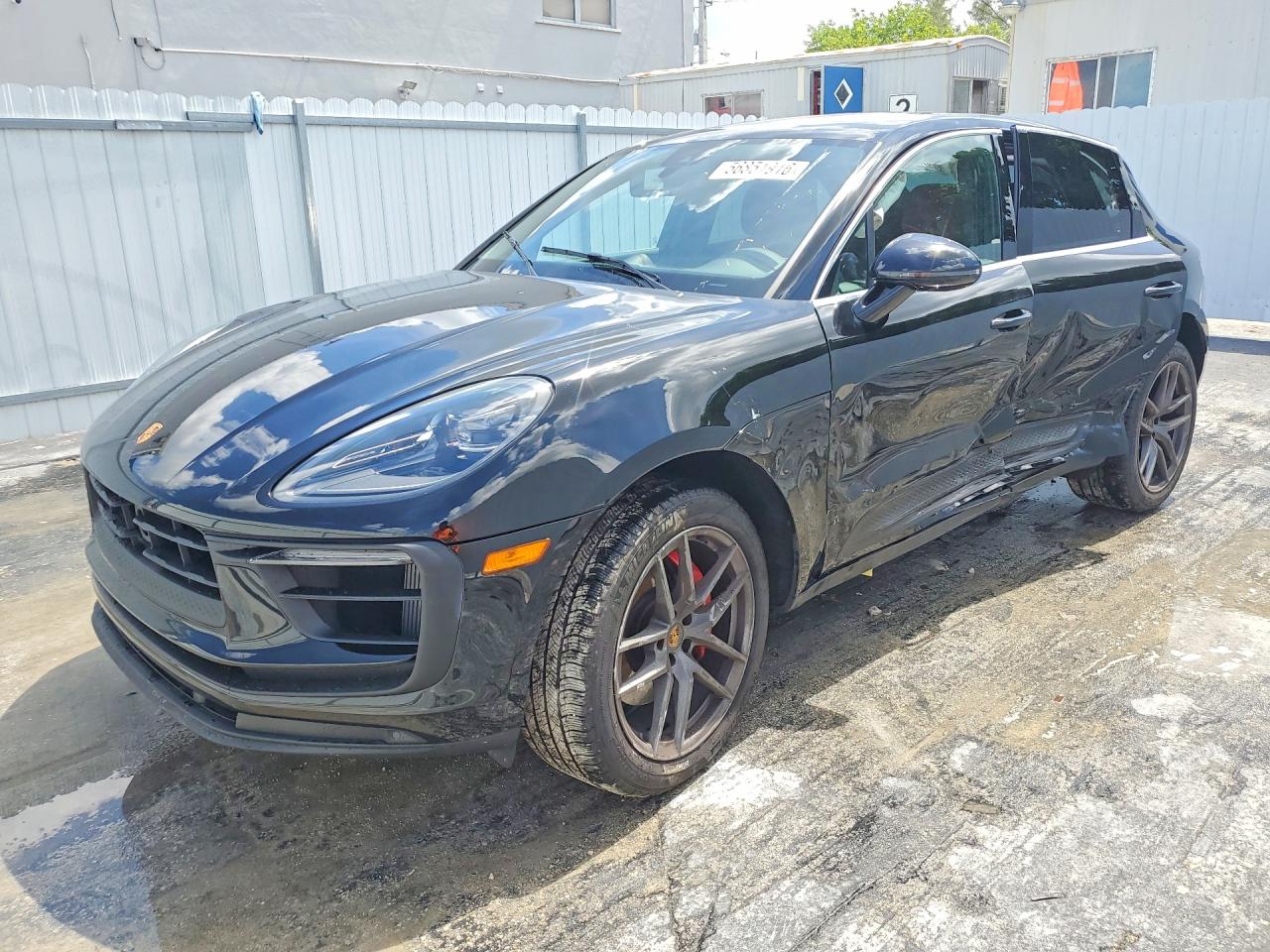 2025 Porsche Macan VIN WP1AG2A56SLB40186 COPART salvage auction — Side, FL - CERT OF TITLE SLVG REBUILDABLE, sold $28,250 on 2026-08-11 (photo 1)