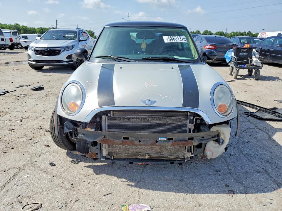 2011 Mini Cooper VIN WMWSU3C56BT096804 COPART salvage auction — FRONT END, In - Cert Of Title-Salvage Title, sold $275 on 2026-07-17 (photo 5)