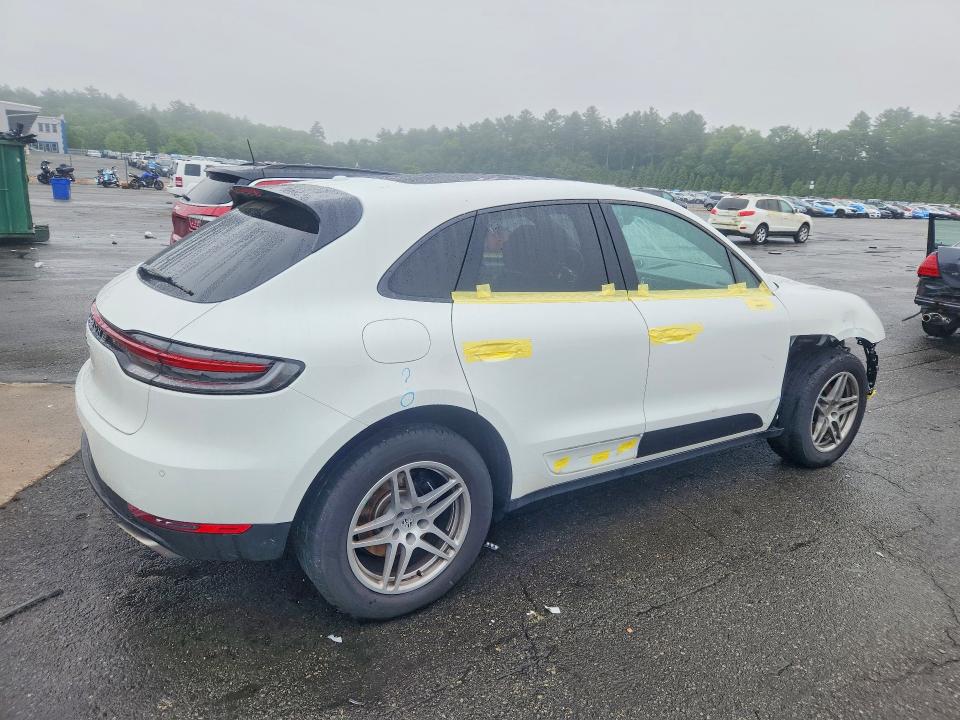 2019 Porsche VIN WP1AA2A54KLB08385 COPART salvage auction — SIDE, WV - SALVAGE CERTIFICATE, sold $13,900 on 2026-07-28 (photo 3)
