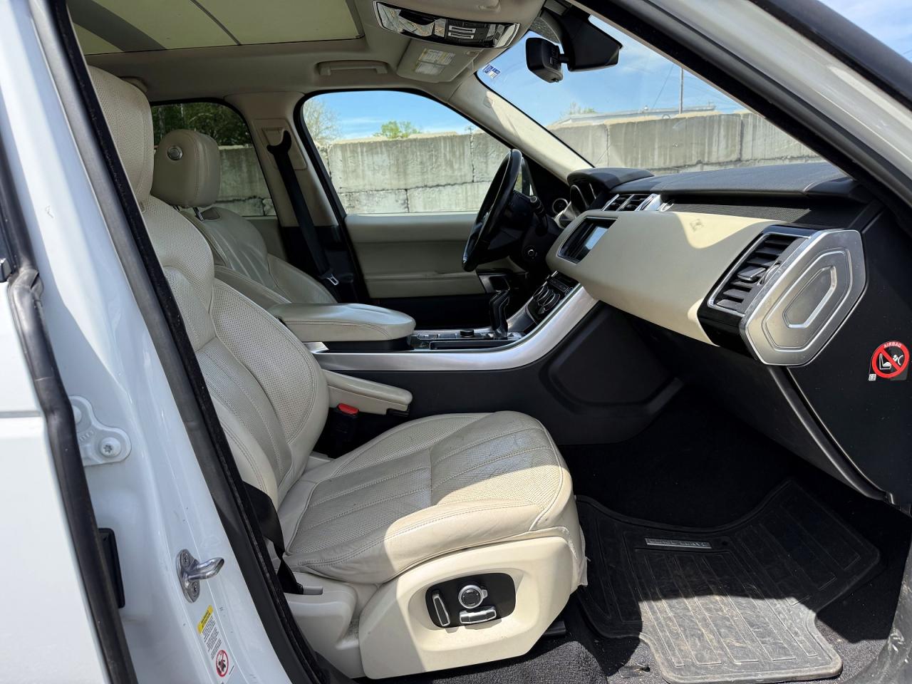 2016 Land Rover Range Rover Sport VIN SALWR2PF0GA595645 COPART salvage auction — Mechanical, MA - CERTIFICATE OF TITLE (P), sold $4,000 on 2026-07-01 (photo 5)