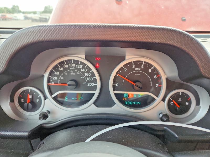 2009 Jeep Wrangler unlimited VIN 1J4GA59149L731962 COPART salvage auction — FRONT END, ON - PERMIT SALVAGE, sold $1,800 on 2026-07-28 (photo 9)