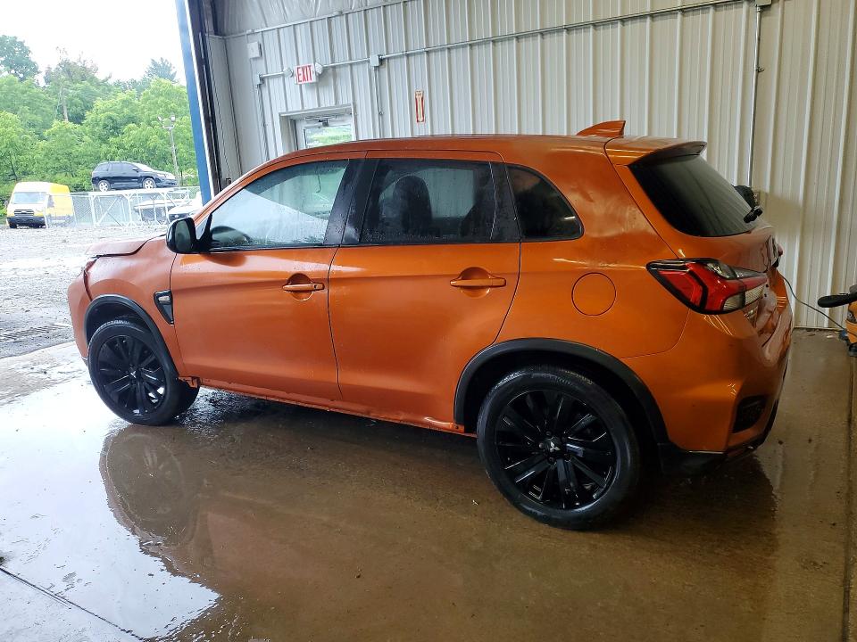 2024 Mitsubishi Outlander VIN JA4ARUAU4RU015958 COPART salvage auction — MINOR DENT/SCRATCHES, Wv - Dealer Only Clean Title (P), sold $6,500 on 2026-07-29 (photo 2)