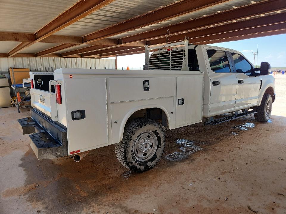 2022 Ford F250 VIN 1FT7W2B63NEF46151 COPART salvage auction — MINOR DENT/SCRATCHES, Ct - Clean Title, sold $19,200 on 2026-08-27 (photo 3)