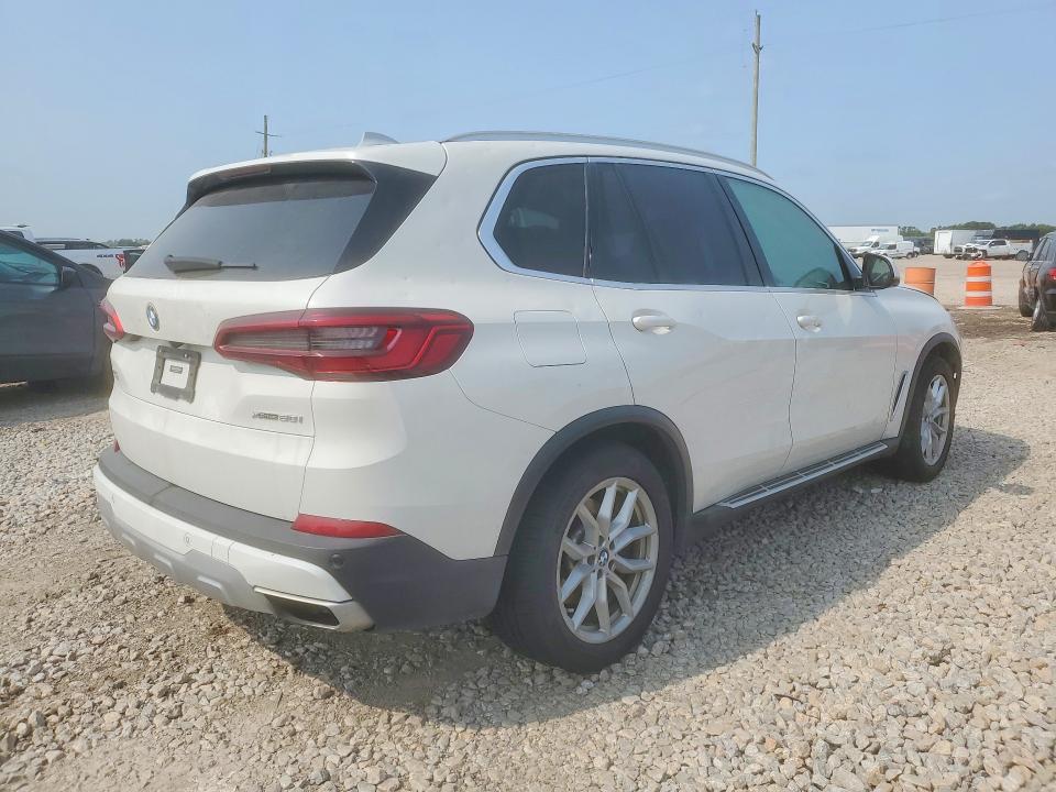2019 BMW X5 VIN 5UXJU2C51KLN66700 COPART salvage auction — WATER/FLOOD, Tx - Salvage Title-Flood Damage, sold $8,700 on 2026-07-16 (photo 3)