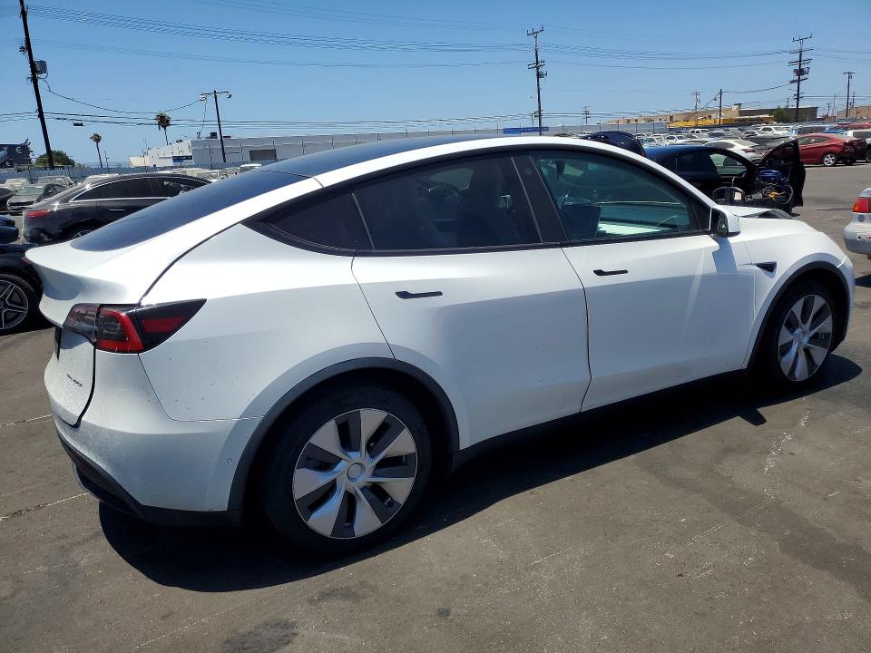 2021 Tesla Model y VIN 5YJYGDEE3MF090052 COPART salvage auction — FRONT END, Ca - Salvage Certificate, sold $8,600 on 2026-07-06 (photo 3)