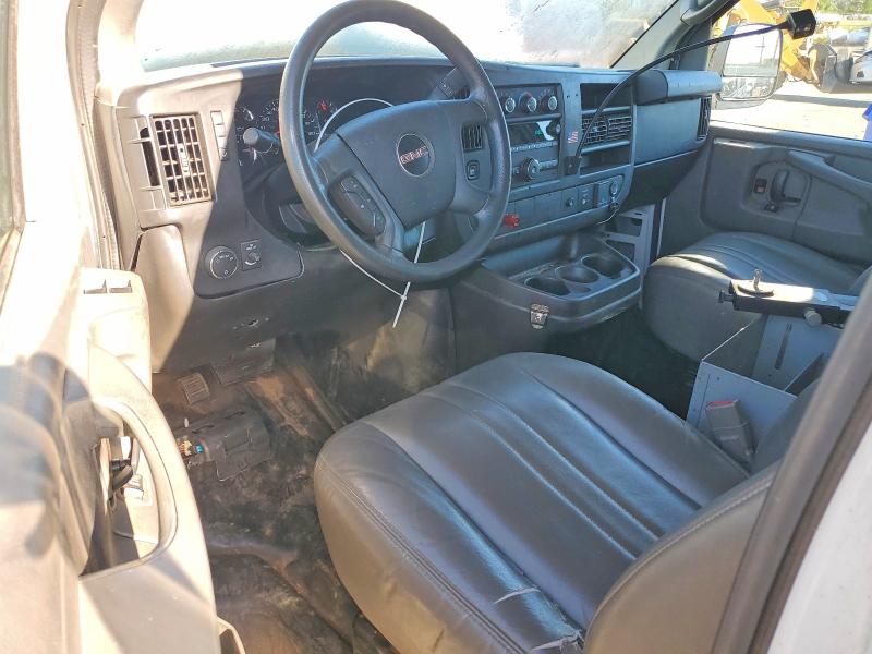 2015 Gmc Savana VIN 1GTZ7TFG9F1112226 COPART salvage auction — MECHANICAL, NJ - CERTIFICATE OF TITLE, sold $400 on 2026-07-17 (photo 9)