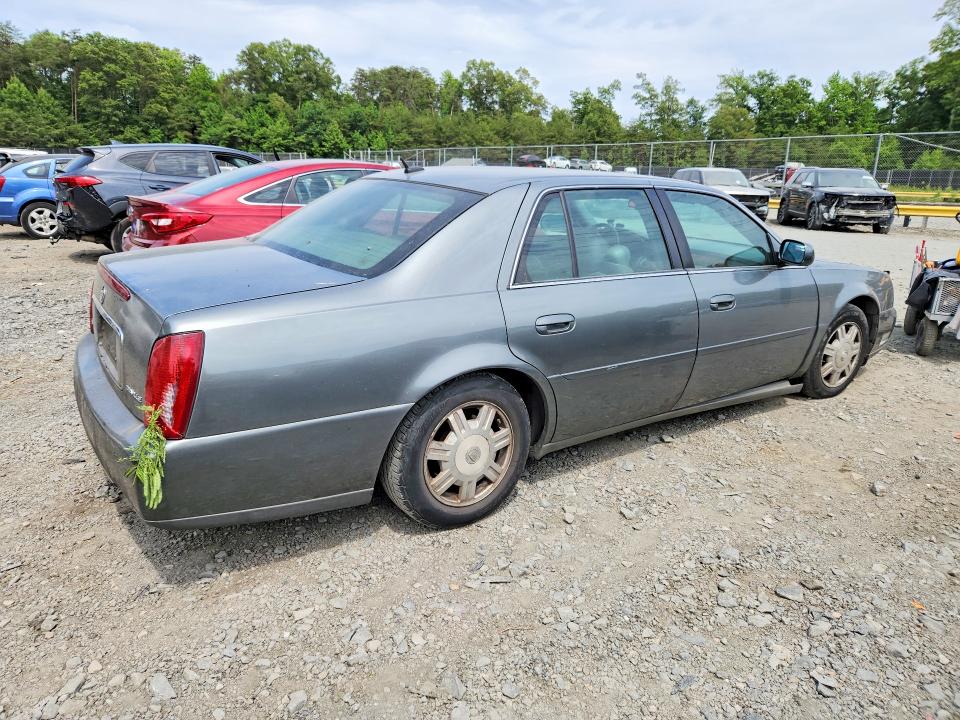 2005 Cadillac De ville VIN 1G6KD54Y65U253563 COPART salvage auction — SIDE, Md - Cert Of Salvage > 75% Damage, sold $225 on 2026-07-10 (photo 3)
