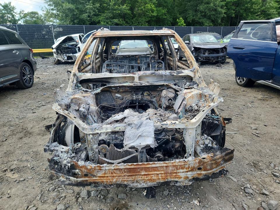 2023 Subaru Forester VIN JF2SKAJC8PH482411 COPART salvage auction — BURN, MD - CERT OF SALVAGE > 75% DAMAGE, sold $200 on 2026-07-17 (photo 5)