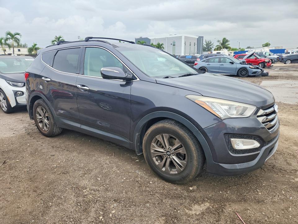 2015 Hyundai Santa fe VIN 5XYZU3LB6FG247469 COPART salvage auction — MINOR DENT/SCRATCHES, Fl - Certificate Of Title, sold $2,550 on 2026-07-10 (photo 4)
