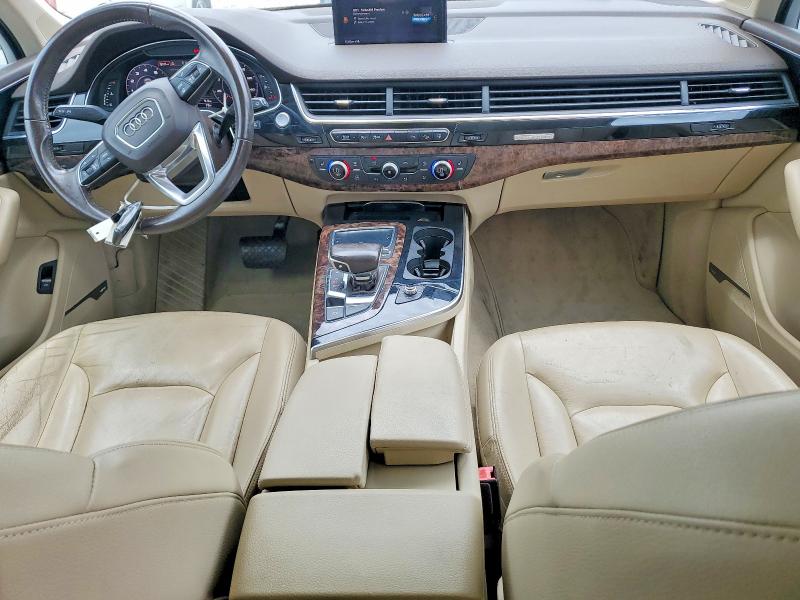 2017 Audi Q7 VIN WA1LAAF72HD026991 COPART salvage auction — NORMAL WEAR, Al - Certificate Of Title (P), sold $5,400 on 2026-07-28 (photo 8)