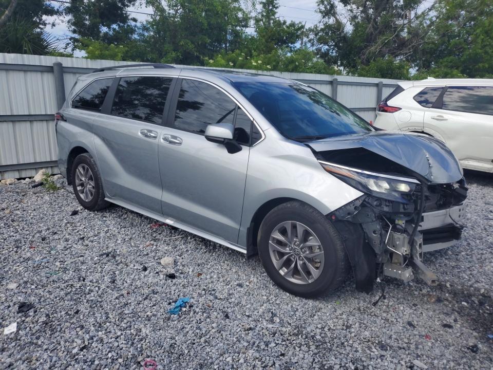 2025 Toyota Sienna VIN 5TDJRKEC8SS269050 COPART salvage auction — FRONT END, Fl - Certificate Of Destruction, sold $15,800 on 2026-07-31 (photo 4)