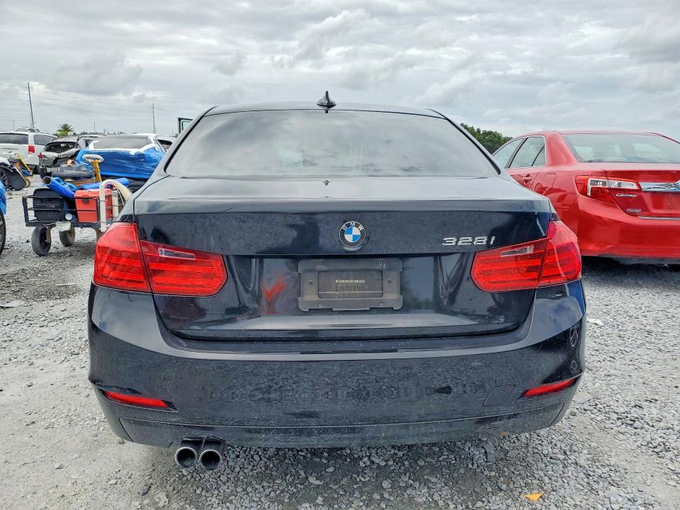 2013 BMW VIN WBA3A5G55DNP22000 COPART salvage auction — FRONT END, Fl - Cert Of Title Slvg Rebuildable, sold $1,350 on 2026-07-10 (photo 6)