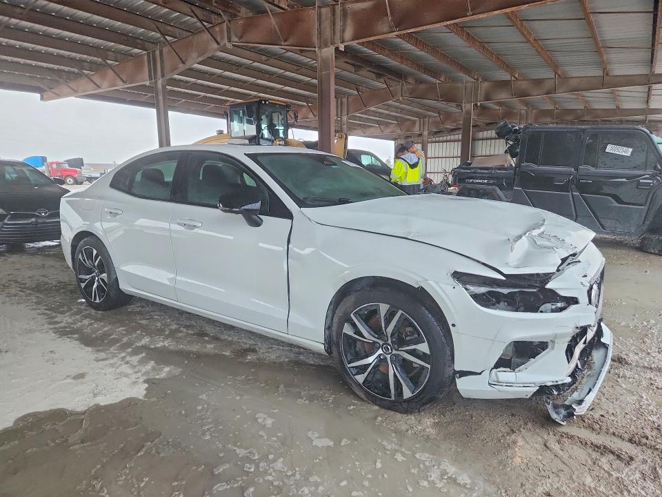 2024 Volvo S60 VIN 7JRL12FL3RG281322 COPART salvage auction — FRONT END, La - Cert Of Title-Salvage, sold $7,700 on 2026-07-10 (photo 4)
