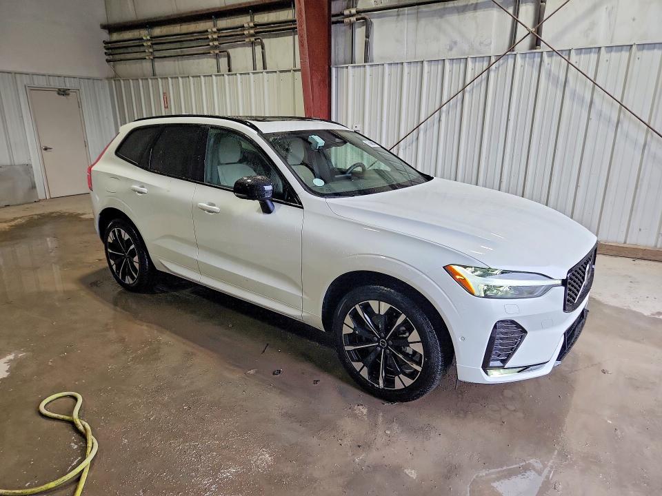 2026 Volvo Xc60 VIN YV4M12RC9T1464567 COPART salvage auction — SIDE, Fl - Certificate Of Title, sold $28,750 on 2026-07-06 (photo 4)