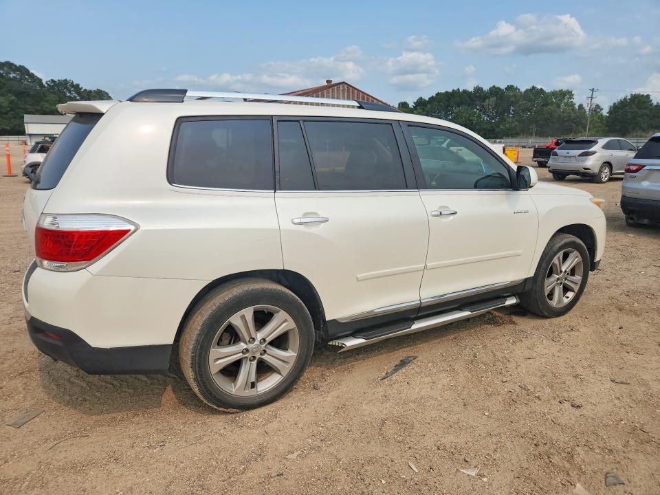 2012 Toyota VIN 5TDYK3EHXCS063444 COPART salvage auction — MINOR DENT/SCRATCHES, La - Certificate Of Title, sold $4,900 on 2026-07-02 (photo 3)