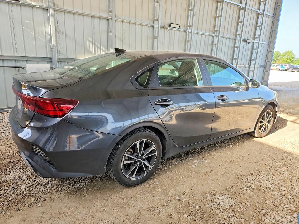 2024 Kia Forte VIN 3KPF24AD3RE705389 COPART salvage auction — HAIL, Mo - Certificate Of Title, sold $8,600 on 2026-09-04 (photo 3)