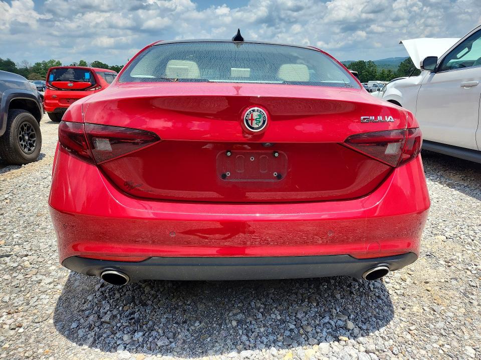 2017 Alfa romeo Giulia VIN ZARFAECN8H7549319 COPART salvage auction — MECHANICAL, Al - Certificate Of Title, sold $3,500 on 2026-07-28 (photo 6)