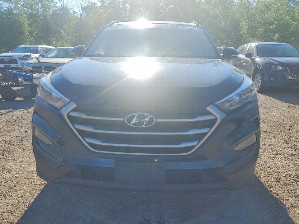 2018 Hyundai Tucson VIN KM8J3CA49JU775028 COPART salvage auction — MINOR DENT/SCRATCHES, On - Permit No Brand - Unfit, sold $6,000 on 2026-07-03 (photo 5)