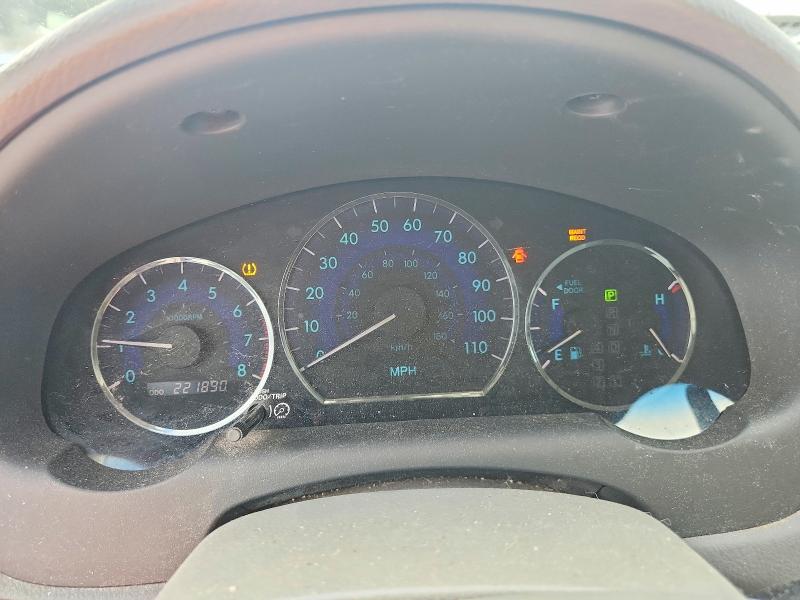 2010 Toyota Sienna VIN 5TDYK4CC8AS338982 COPART salvage auction — NORMAL WEAR, Il - Certificate Of Title, sold $1,350 on 2026-07-14 (photo 9)