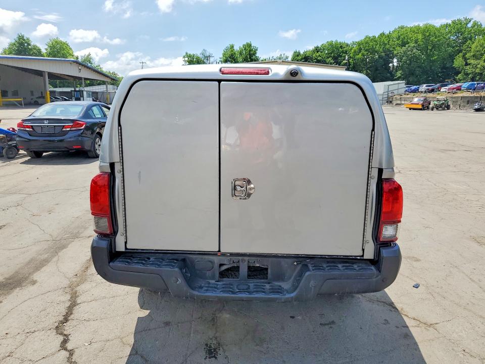 2019 Toyota Tacoma VIN 5TFRX5GN8KX142642 COPART salvage auction — NORMAL WEAR, Ct - Certificate Of Title, sold $3,450 on 2026-07-02 (photo 6)