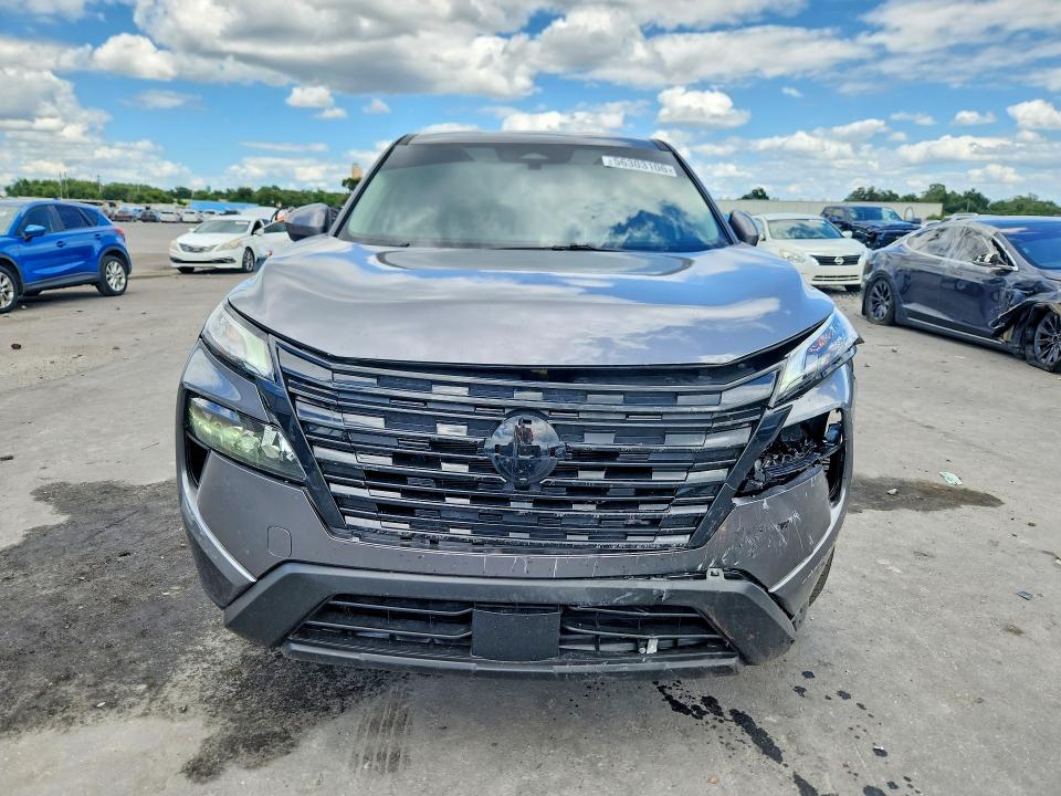 2025 Nissan Rogue VIN JN8BT3BA6SW345352 COPART salvage auction — FRONT END, Fl - Cert Of Title Slvg Rebuildable, sold $2,600 on 2026-07-27 (photo 5)