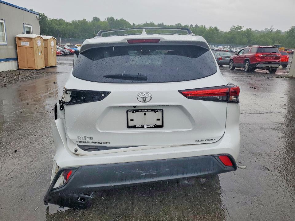2022 Toyota Highlander VIN 5TDGZRBH5NS577171 COPART salvage auction — SIDE, Pa - Certificate Of Salvage, sold $16,000 on 2026-07-22 (photo 6)
