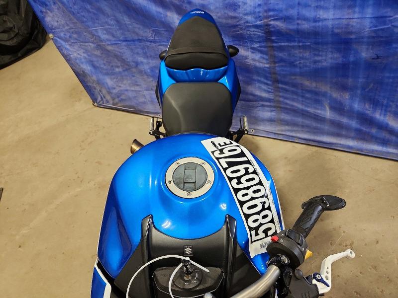 2015 Suzuki Gsx-s750 VIN JS1GR7NA0F2100802 COPART salvage auction — MINOR DENT/SCRATCHES, On - Permit No Brand - Unfit (P), sold $2,650 on 2026-07-15 (photo 5)