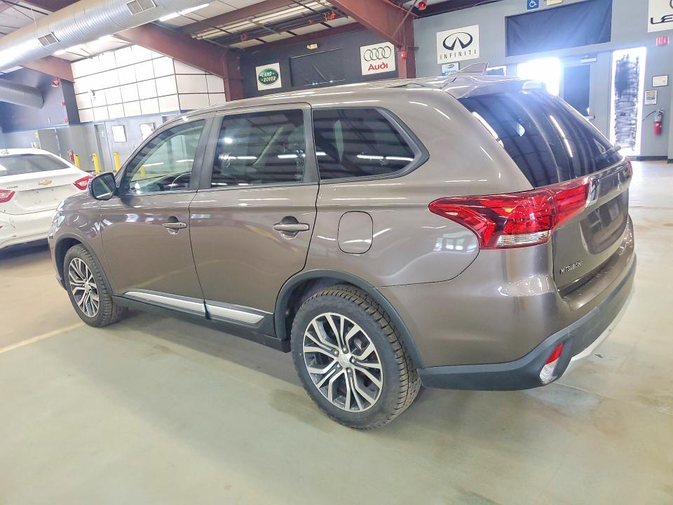 2017 Mitsubishi Outlander VIN JA4AZ3A36HZ054747 COPART salvage auction — MINOR DENT/SCRATCHES, Ny - Certificate Of Title, sold $575 on 2026-07-09 (photo 2)