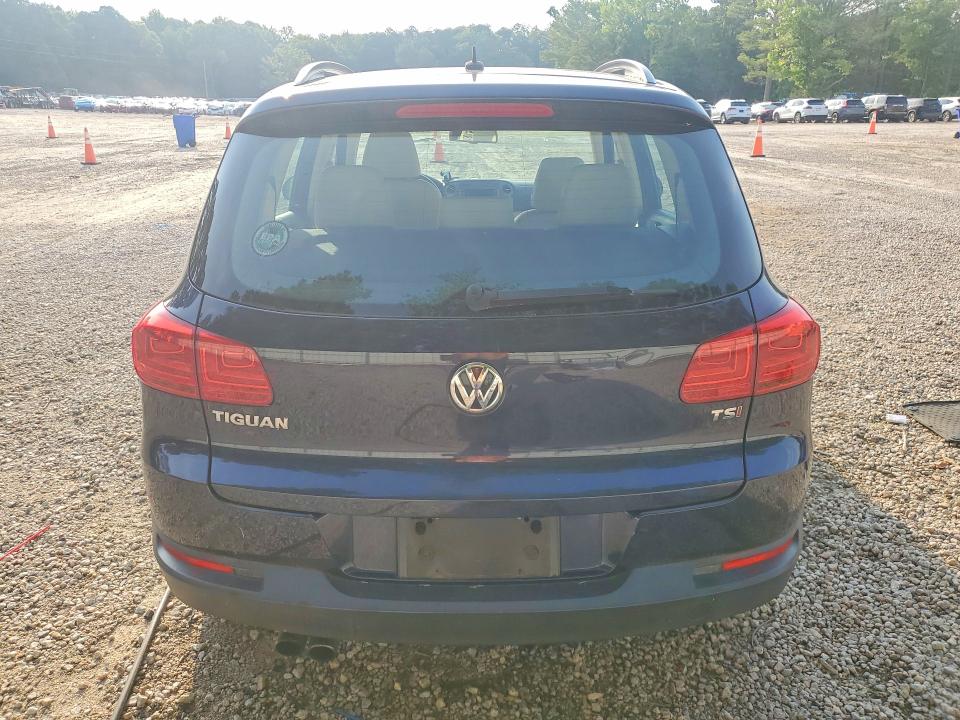 2016 Volkswagen Tiguan VIN WVGAV7AX2GW602587 COPART salvage auction — MINOR DENT/SCRATCHES, Nc - Dealer Only Clean Title, sold $1,550 on 2026-07-10 (photo 6)