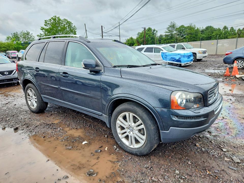 2010 Volvo Xc90 VIN YV4982CZ4A1551286 COPART salvage auction — VANDALISM, Pa - Certificate Of Salvage, sold $450 on 2026-07-06 (photo 4)