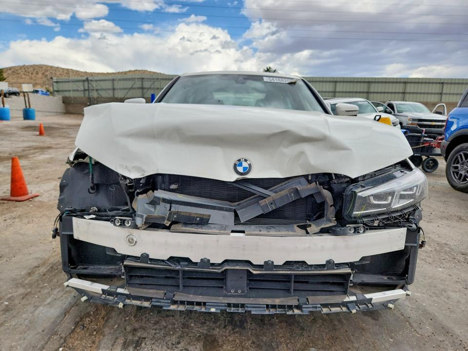 2024 BMW 3er VIN 3MW89FF07R8E05940 COPART salvage auction — FRONT END, Nm - Cert Of Title-Salvage, sold $16,800 on 2026-07-09 (photo 5)