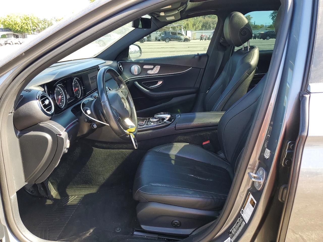 2017 Mercedes-Benz E-Class VIN WDDZF4JB0HA027448 COPART salvage auction — Rear End, CA - SALVAGE CERTIFICATE, sold $5,700 on 2026-07-10 (photo 7)