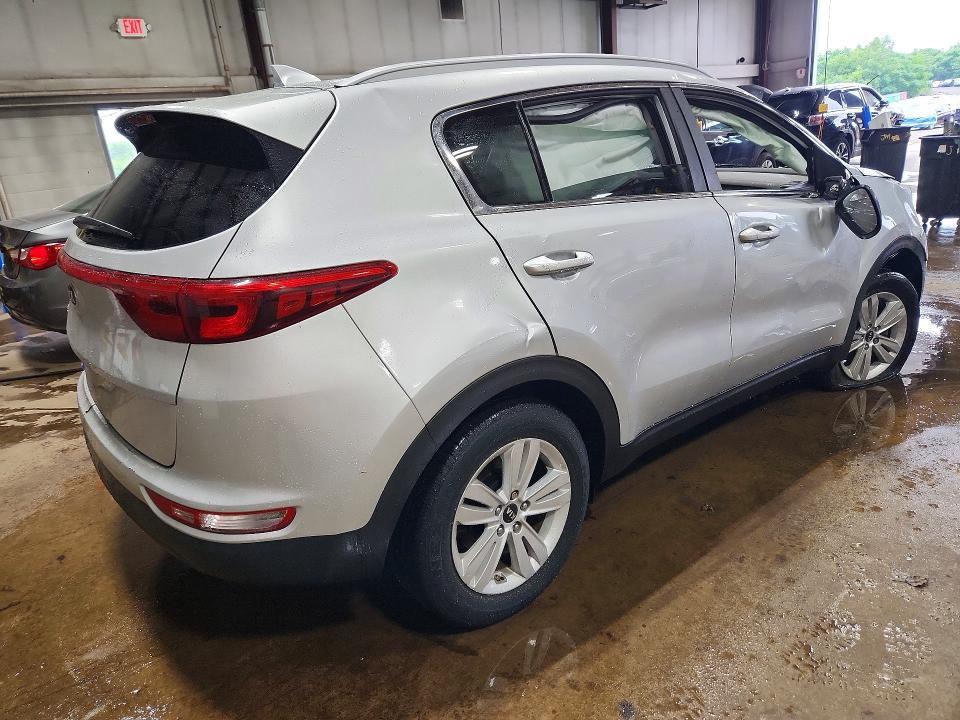 2019 Kia Sportage VIN KNDPMCAC4K7558537 COPART salvage auction — VANDALISM, Ct - Cert Of Title-Salvage, sold $475 on 2026-07-28 (photo 3)