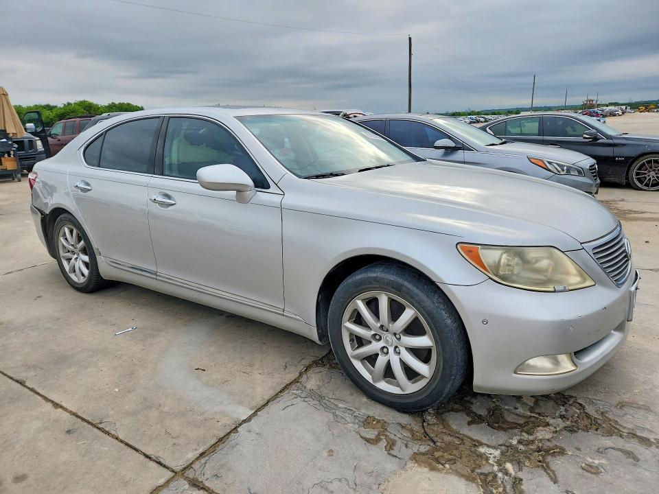 2007 Lexus Ls 460 VIN JTHBL46F075029397 COPART salvage auction — REAR END, Tx - Certificate Of Title (P), sold $1,950 on 2026-07-09 (photo 4)