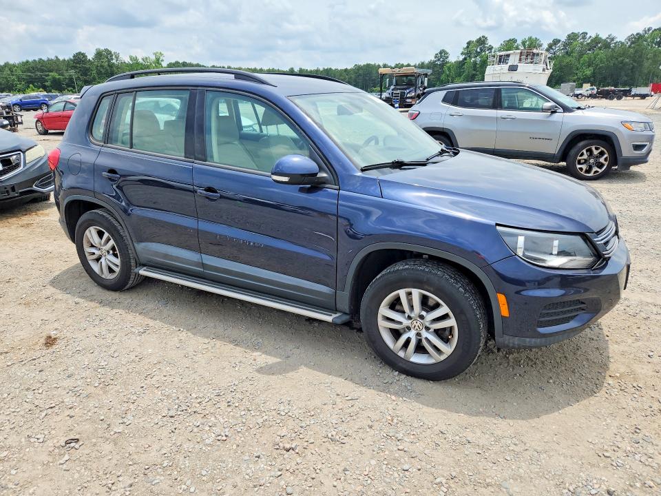 2016 Volkswagen Tiguan VIN WVGAV7AX3GW600699 COPART salvage auction — MINOR DENT/SCRATCHES, Va - Dealer Only Clean Title, sold $325 on 2026-07-08 (photo 4)