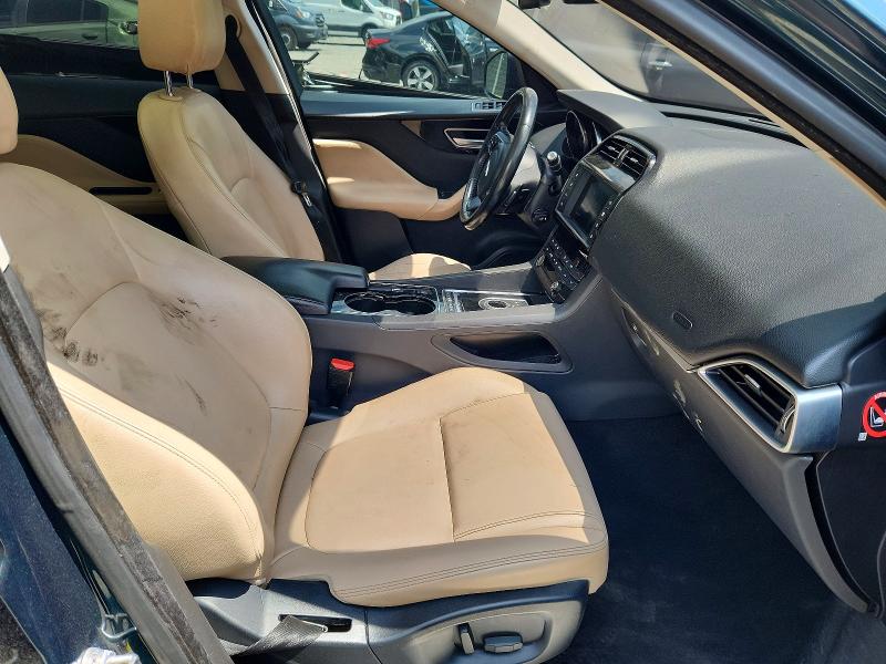 2017 Jaguar F-pace VIN SADCJ2BV1HA883924 COPART salvage auction — SIDE, Md - Cert Of Salvage > 75% Damage, sold $4,100 on 2026-07-02 (photo 7)