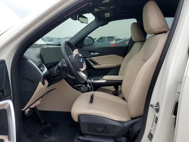 2025 BMW X1 VIN WBX73EF05S5156540 COPART salvage auction — FRONT END, Il - Salvage Certificate, sold $10,300 on 2026-07-09 (photo 7)