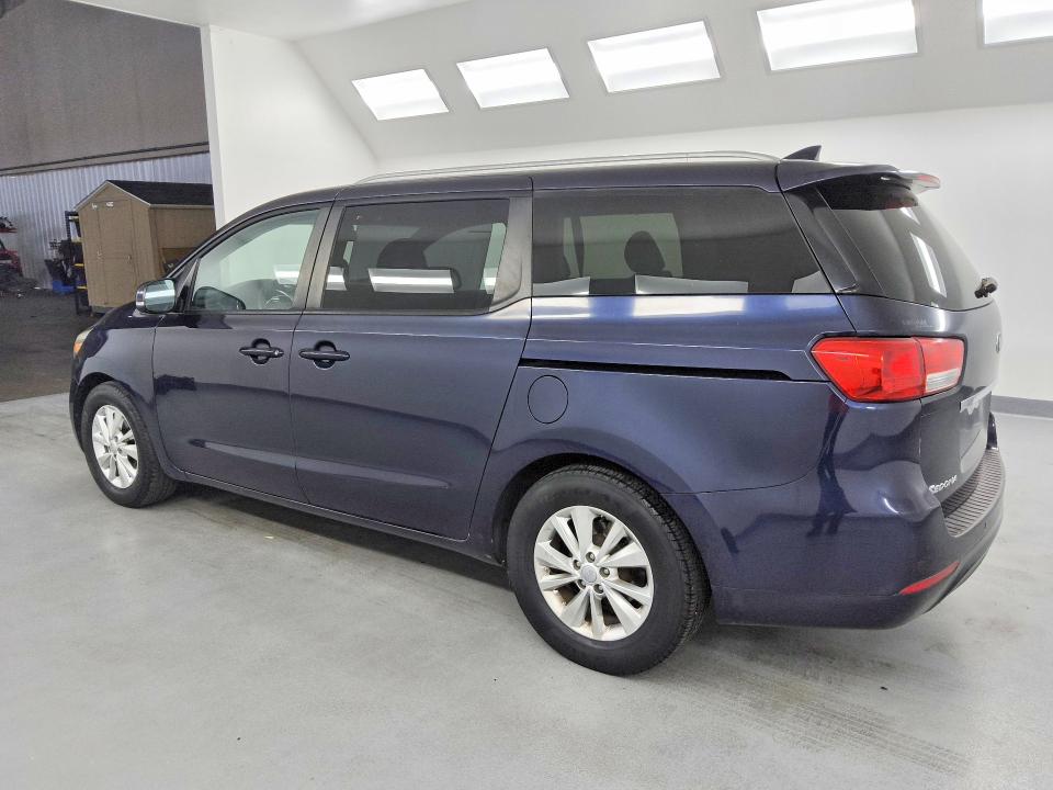 2018 Kia SEDONA VIN KNDMB5C19J6400635 COPART salvage auction — MINOR DENT/SCRATCHES, CA - CERTIFICATE OF TITLE, sold $2,850 on 2026-07-23 (photo 2)
