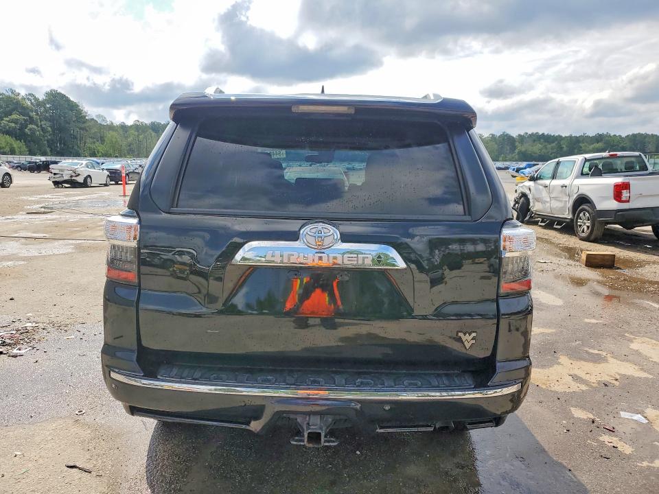2022 Toyota 4runner VIN JTEKU5JR8N6046201 COPART salvage auction — WATER/FLOOD, Sc - Cert Of Title-Salvage Water, sold $27,000 on 2026-07-06 (photo 6)