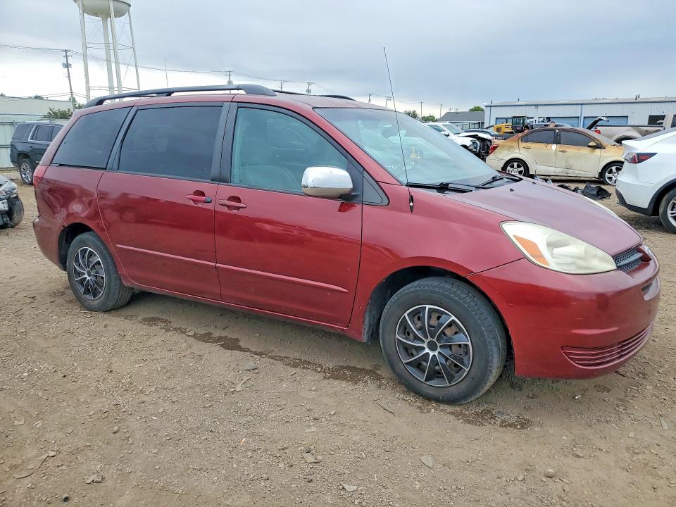 2005 Toyota Sienna VIN 5TDZA23CX5S363514 COPART salvage auction — REAR END, IL - SALVAGE CERTIFICATE, sold $750 on 2026-07-08 (photo 4)