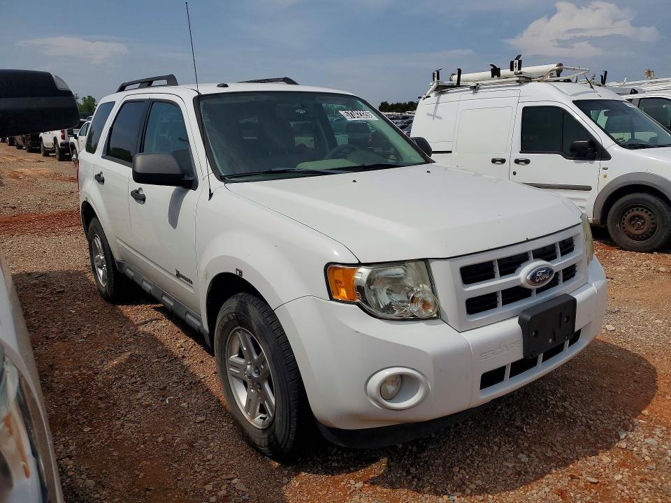 2011 Ford Escape hybrid VIN 1FMCU5K36BKB48842 COPART salvage auction — MINOR DENT/SCRATCHES, OK - CERTIFICATE OF TITLE, sold $2,600 on 2026-07-09 (photo 4)