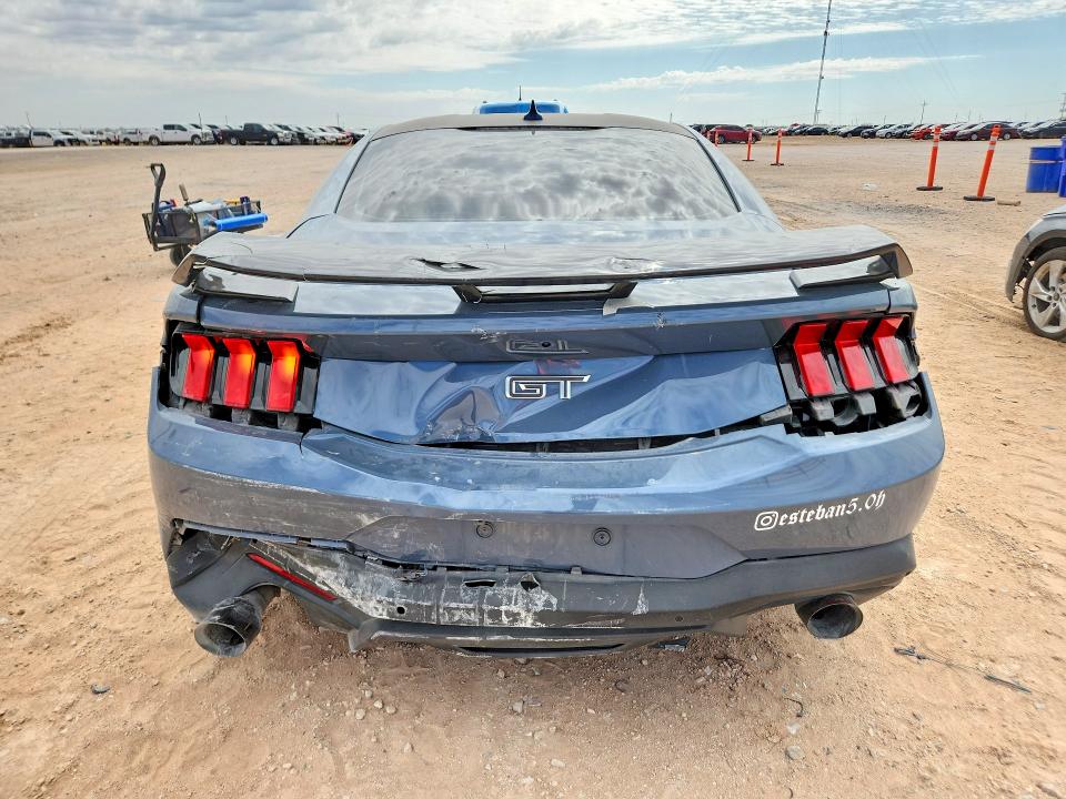2025 Ford Mustang VIN 1FA6P8CFXS5411342 COPART salvage auction — REAR END, Nm - Cert Of Title-Salvage, sold $10,100 on 2026-07-29 (photo 6)