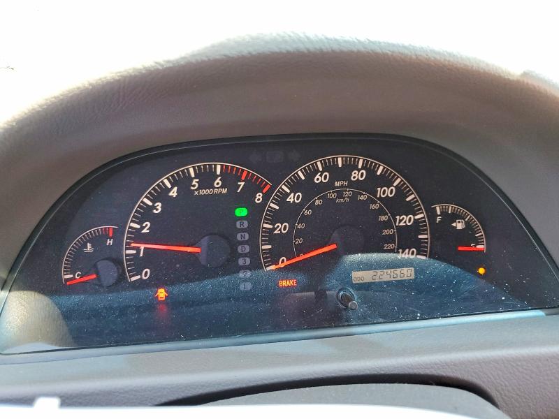 2005 Toyota Camry VIN 4T1BE30KX5U964145 COPART salvage auction — SIDE, Md - Cert Of Salvage > 75% Damage, sold $450 on 2026-07-02 (photo 9)
