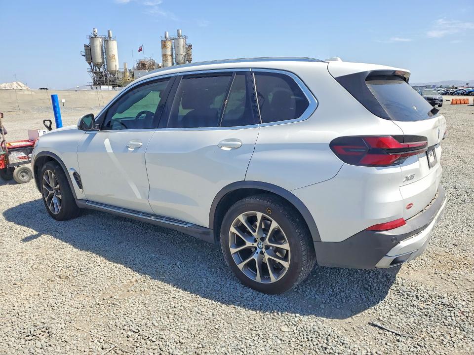 2024 BMW X5 VIN 5UX23EU03R9V29179 COPART salvage auction — MINOR DENT/SCRATCHES, Ca - Salvage Certificate, sold $5,200 on 2026-07-28 (photo 2)