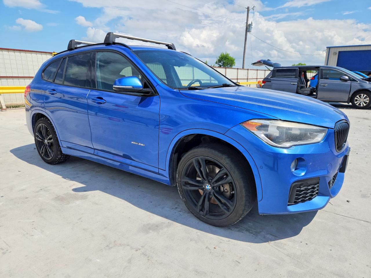 2017 BMW X1 VIN WBXHT3C37H5F80031 COPART salvage auction — Normal Wear, TX - CERTIFICATE OF TITLE, sold $3,100 on 2026-07-03 (photo 4)