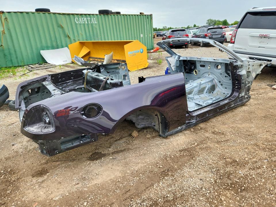 2018 Rolls-royce Dawn VIN SCA666D56JU107749 COPART salvage auction — STRIPPED, Tx - Certificate Of Title (P), sold $250 on 2026-07-28 (photo 3)