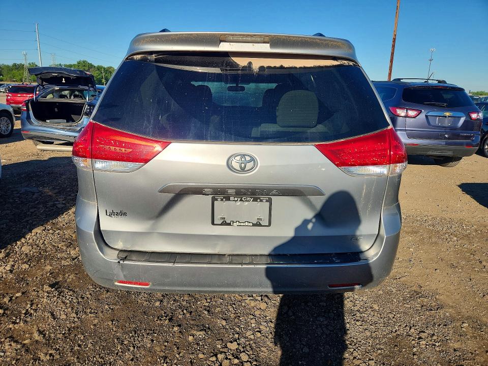 2014 Toyota Sienna VIN 5TDKK3DC6ES434064 COPART salvage auction — SIDE, Mi - Certificate Of Title, sold $350 on 2026-07-21 (photo 6)