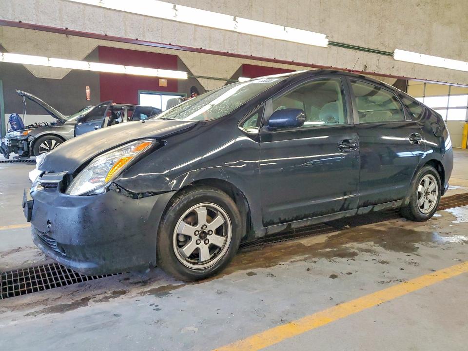 2005 Toyota Prius VIN JTDKB20U553089460 COPART salvage auction — FRONT END, IN - CERT OF TITLE-SALVAGE TITLE, sold $350 on 2026-07-20 (photo 1)